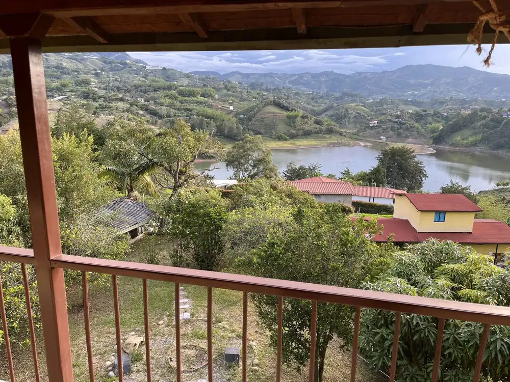 Alma Guatapé, vista represa